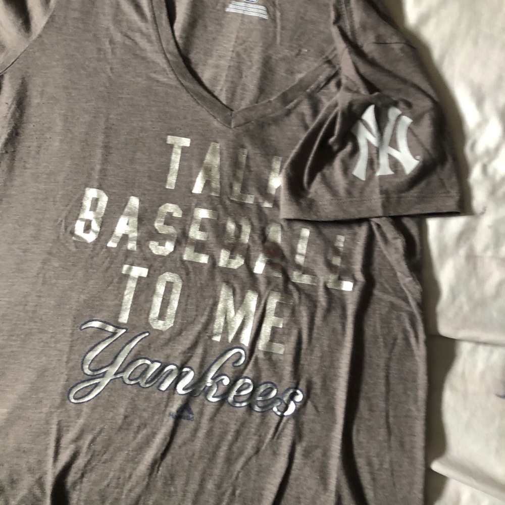 New York Yankees Tee - Picture 4 of 4